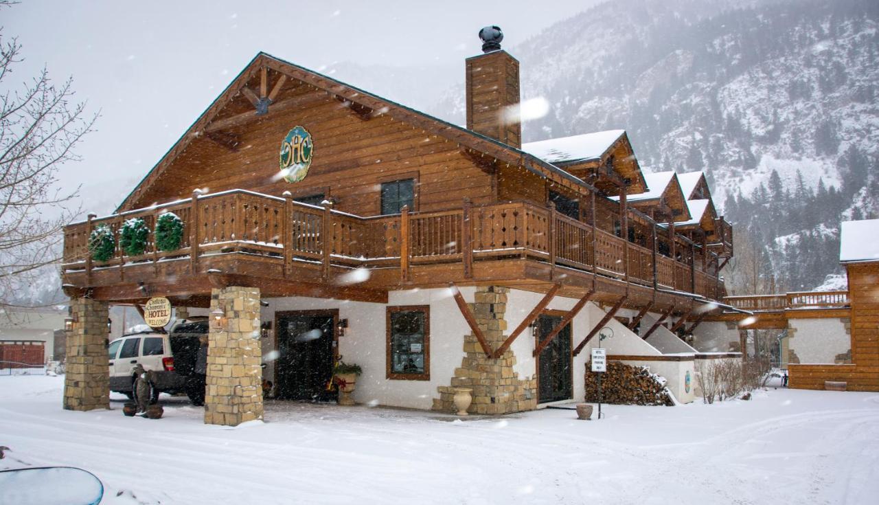 Hotel Chateau Chamonix 조지타운 외부 사진