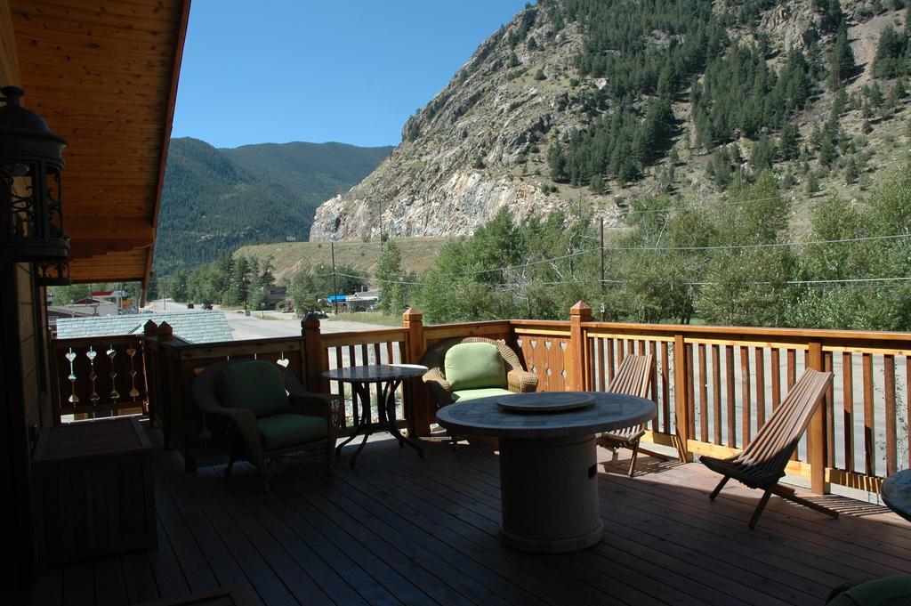 Hotel Chateau Chamonix 조지타운 외부 사진